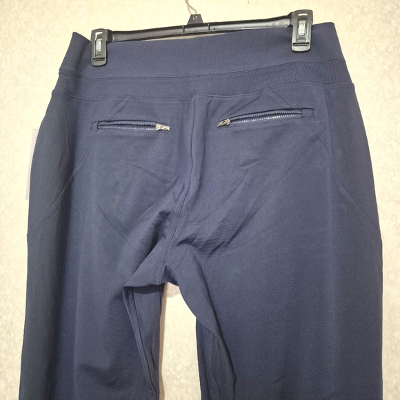 NWT Athleta Navy Blue Venice Jogger Apparel..SIZE:XL - Picture 9 of 15